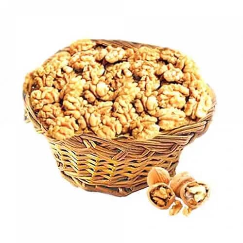 1 KG walnut Basket - Theflowers.pk