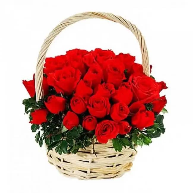 40 Red Roses Or 4 Dozen Red Roses beautiful gift basket - Theflowers.pk