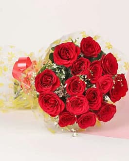 15 Imported Red Roses - TheFlowers.PK